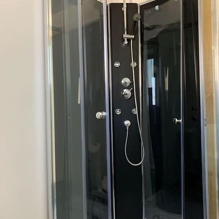 La Chambre De Ze Tournus Luaran gambar
