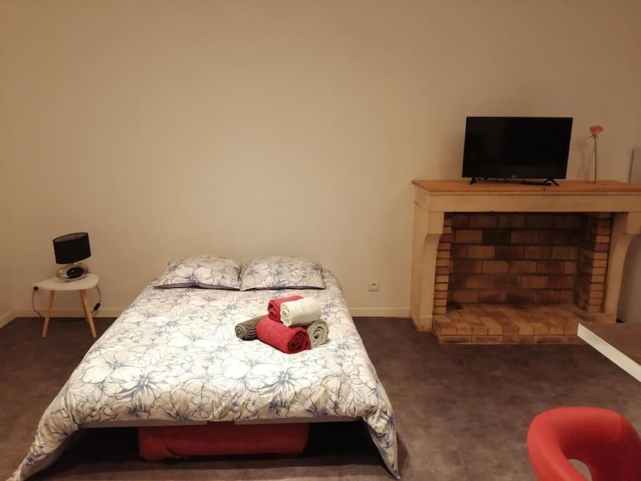 La Chambre De Ze Tournus Luaran gambar
